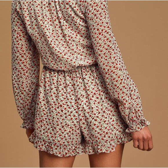 NWT Lulu's Love Grows Bodice Ruffled Floral Print Romper Size  Large - Picture 4 of 9